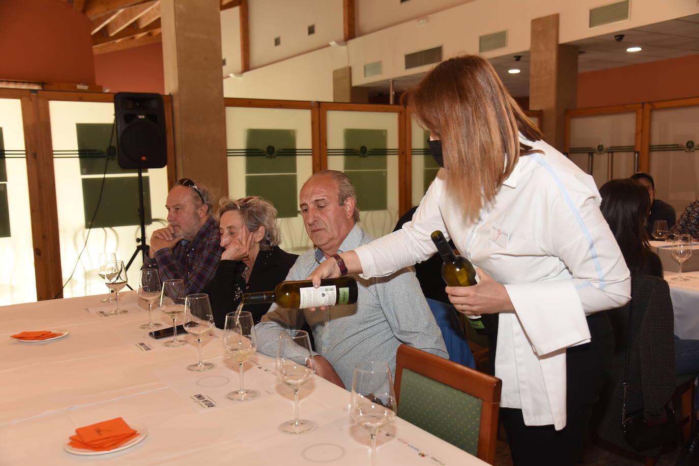 Fotos: Cata de vinos de Finca Valpiedra en el Torneo Golf Rioja&amp;Vino