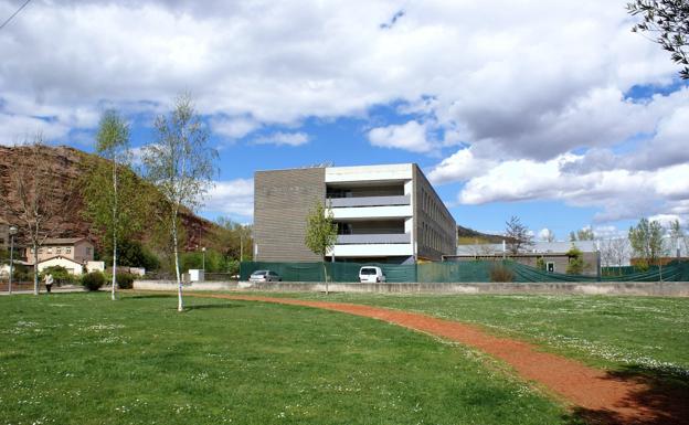 Apartado el director de la residencia de Nájera tras alertar de la desatención de los usuarios