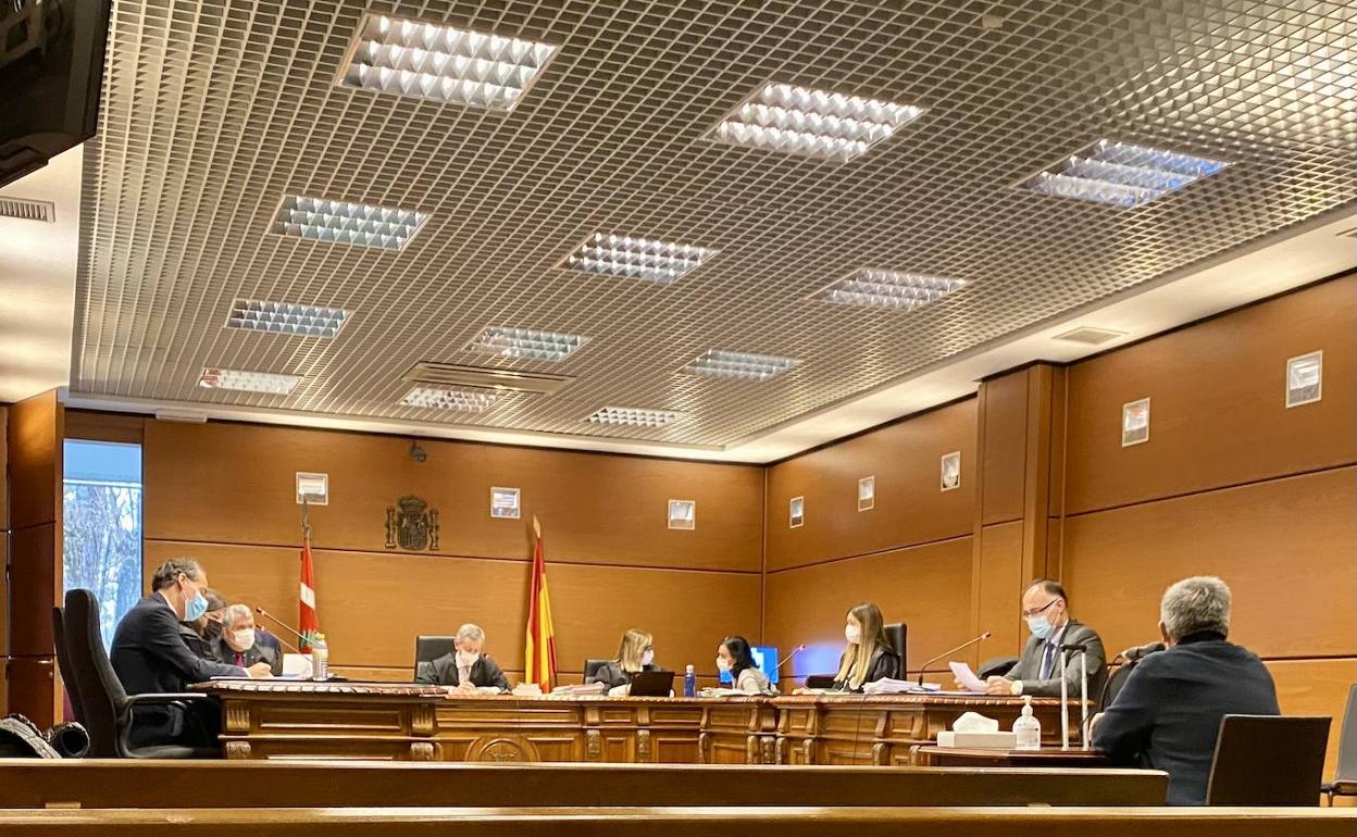 El ahora condenado declara en la Audiencia de Álava en otro juicio aún pendiente de sentencia. 