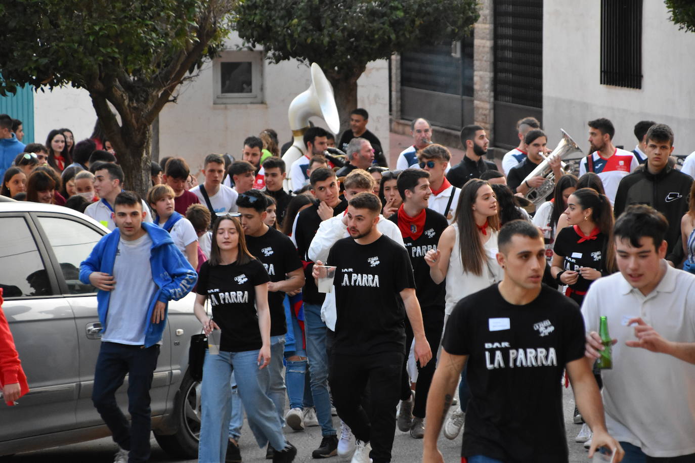 Fotos: Vacas de noche y ranchos en fiestas de Quel