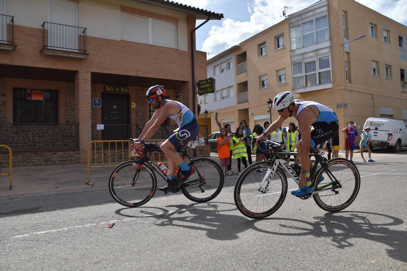 Fotos: Camilo Santiago y Ángela Muñoz ganan el duatlón de Galilea