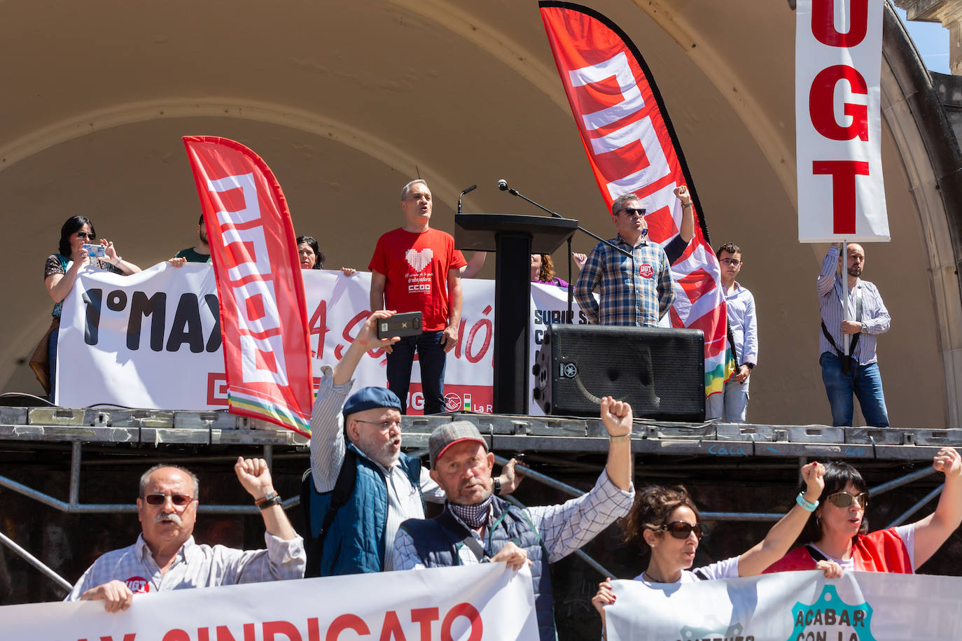 Fotos: Manifestación principal del Primero de Mayo en La Rioja