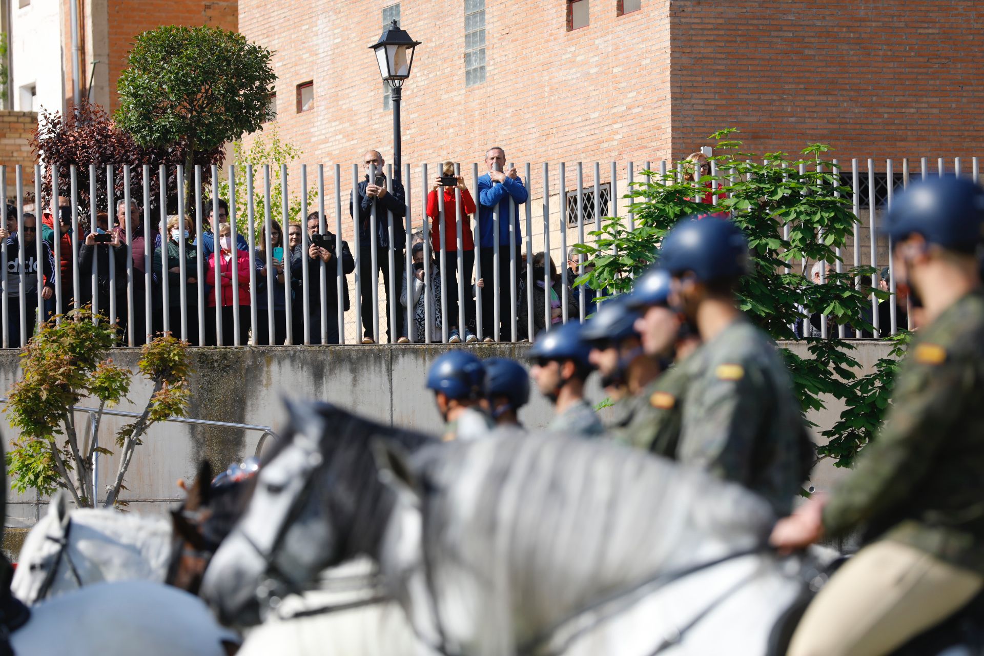 Fotos: La Guardia Real hace parada en Alberite