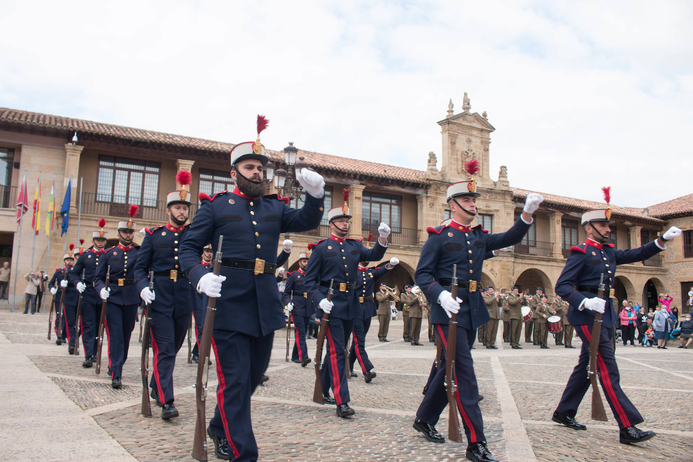 Fotos: La Guardia Real en Santo Domingo: Movimientos Floreados y tácticas de capacidades