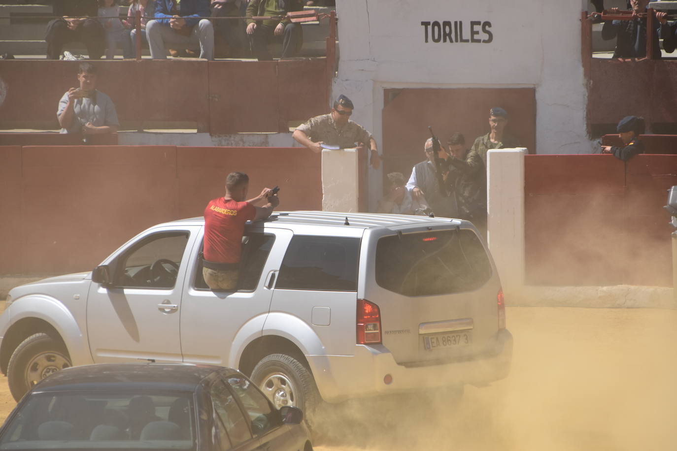 Fotos: Exhibición de la Guardia Real en la plaza de toros de Calahorra