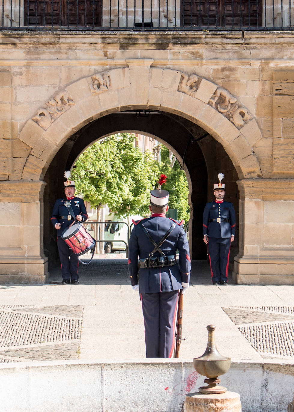 Fotos: La Guardia Real, en las calles de Santo Domingo de la Calzada