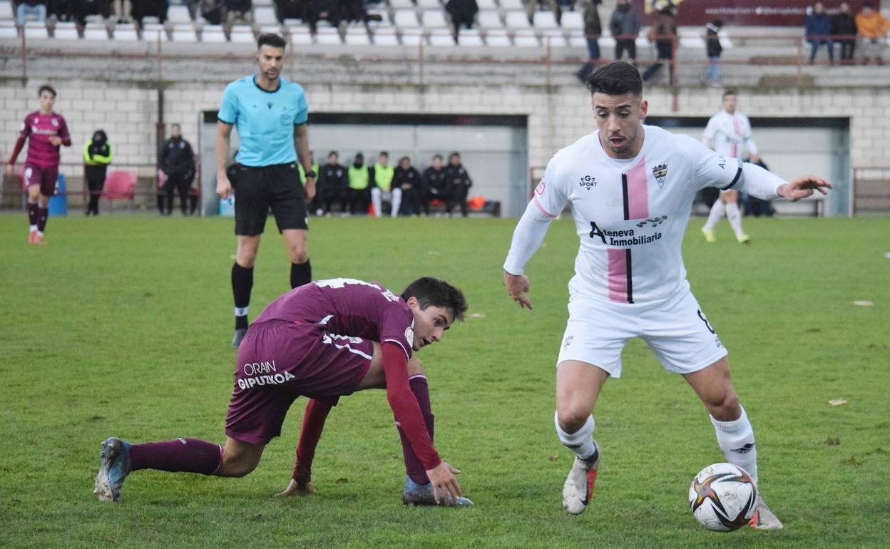 El Racing Rioja naufraga y cae en Guecho