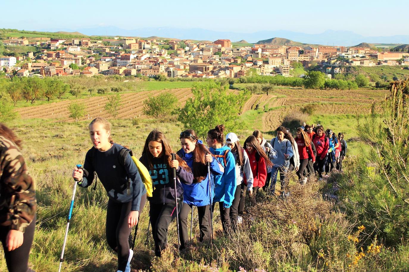 Fotos: IX Marcha Senderista Valle del Leza de Ribafrecha