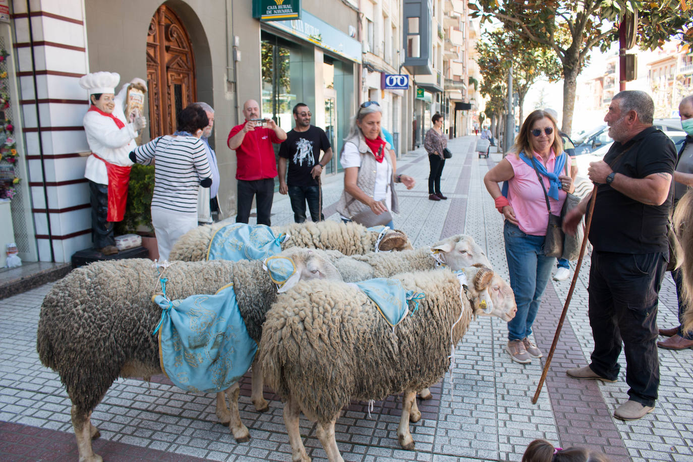 Fotos: Santo Domingo de la Calzada dispara el cohete de sus fiestas del Santo