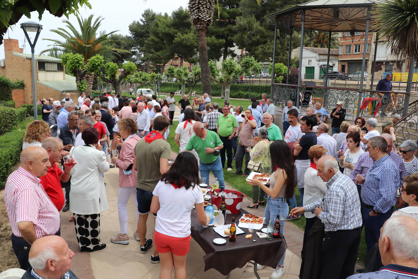 Fotos: Alfaro disfruta se la segunda jornada de las fiestas de Primavera