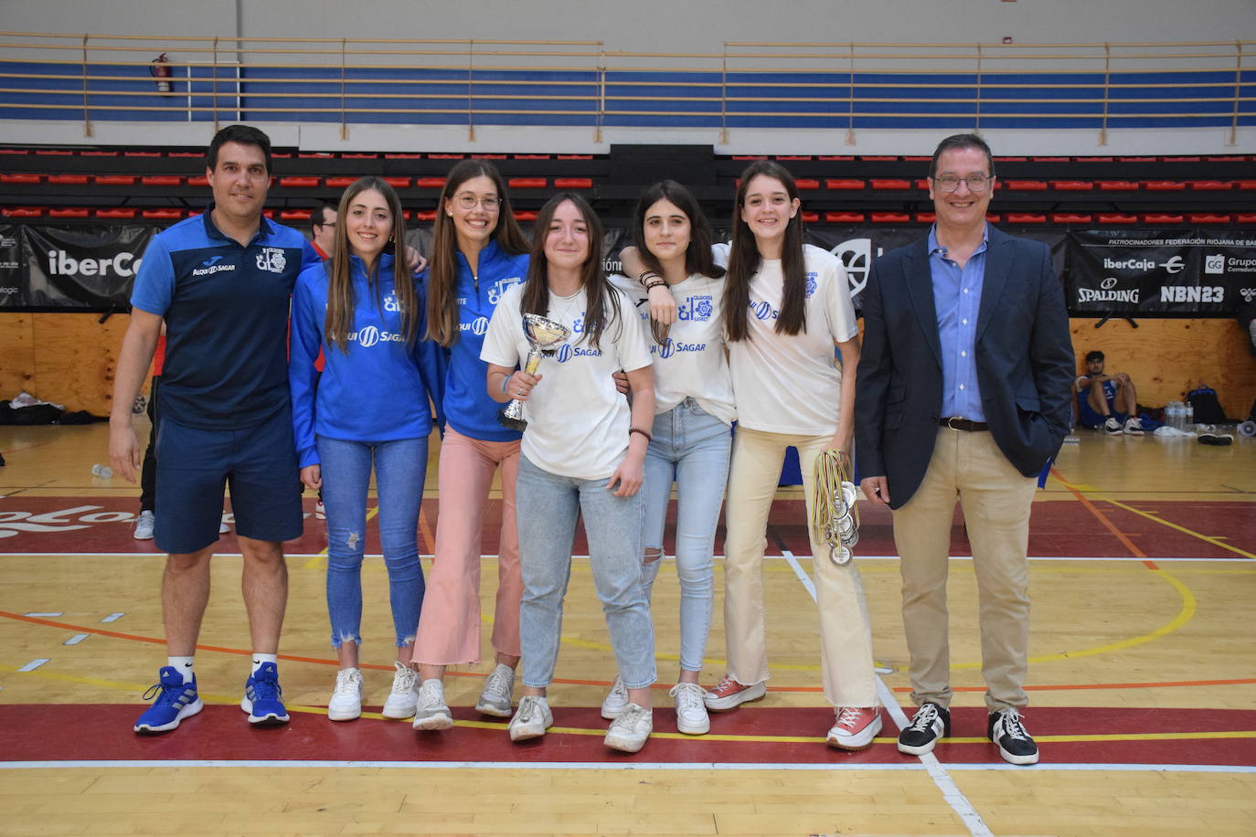 Fotos: Lobete acoge el Día del Baloncesto