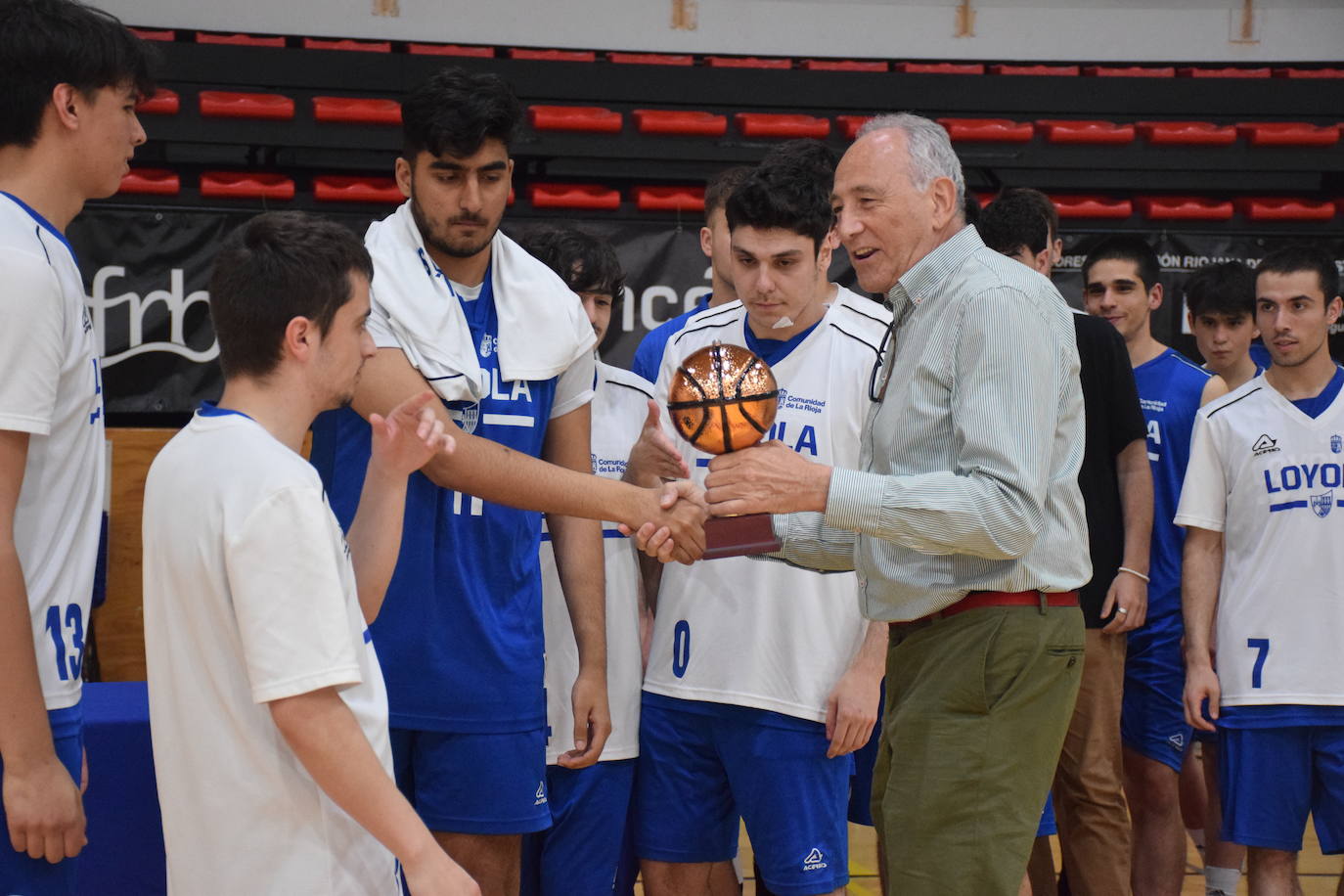 Fotos: Lobete acoge el Día del Baloncesto