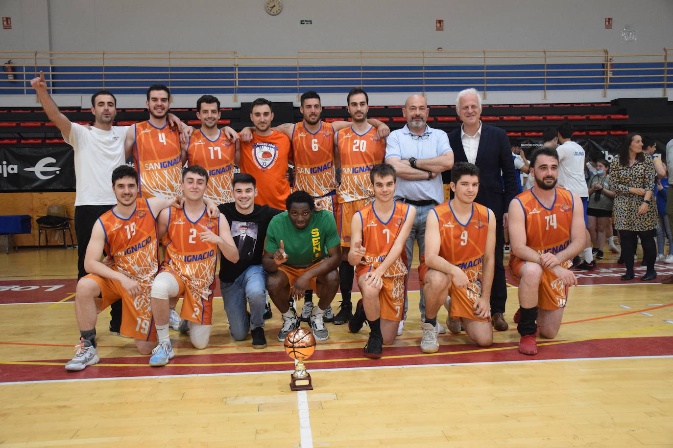 Fotos: Lobete acoge el Día del Baloncesto