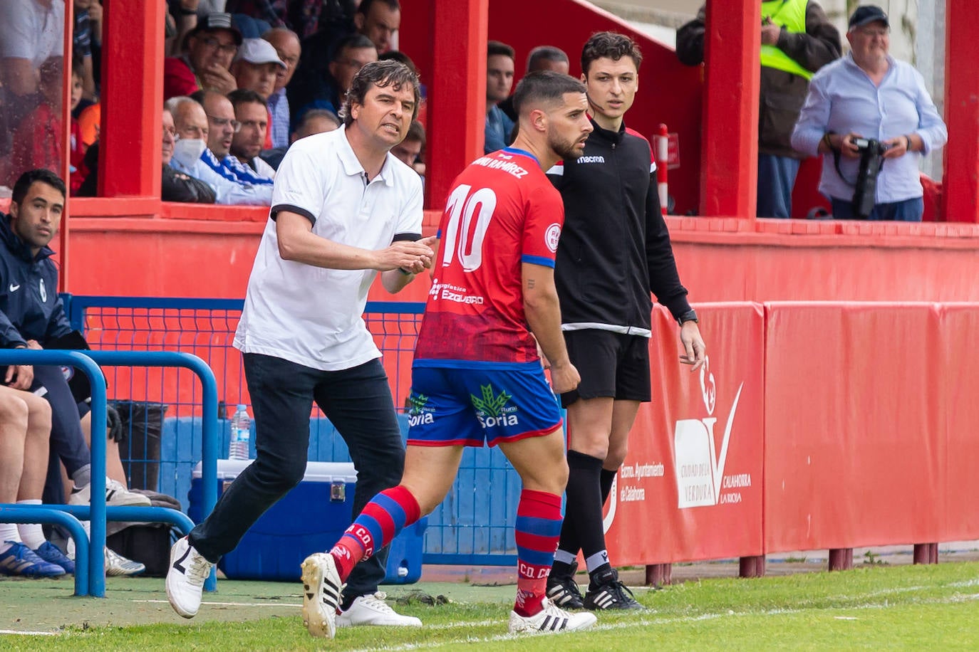 Fotos: El Calahorra cae ante el Rayo Majadahonda