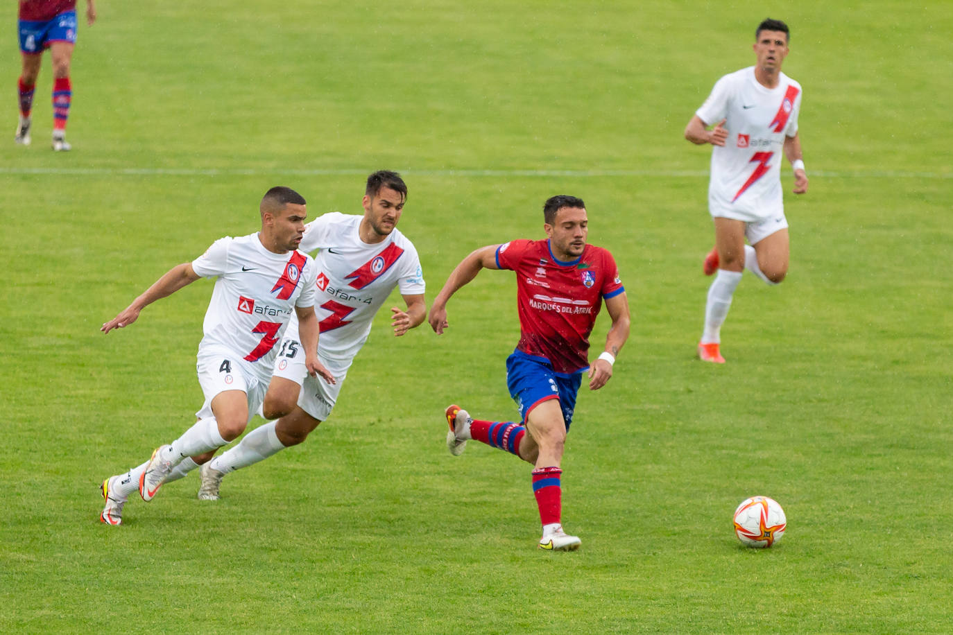 Fotos: El Calahorra cae ante el Rayo Majadahonda