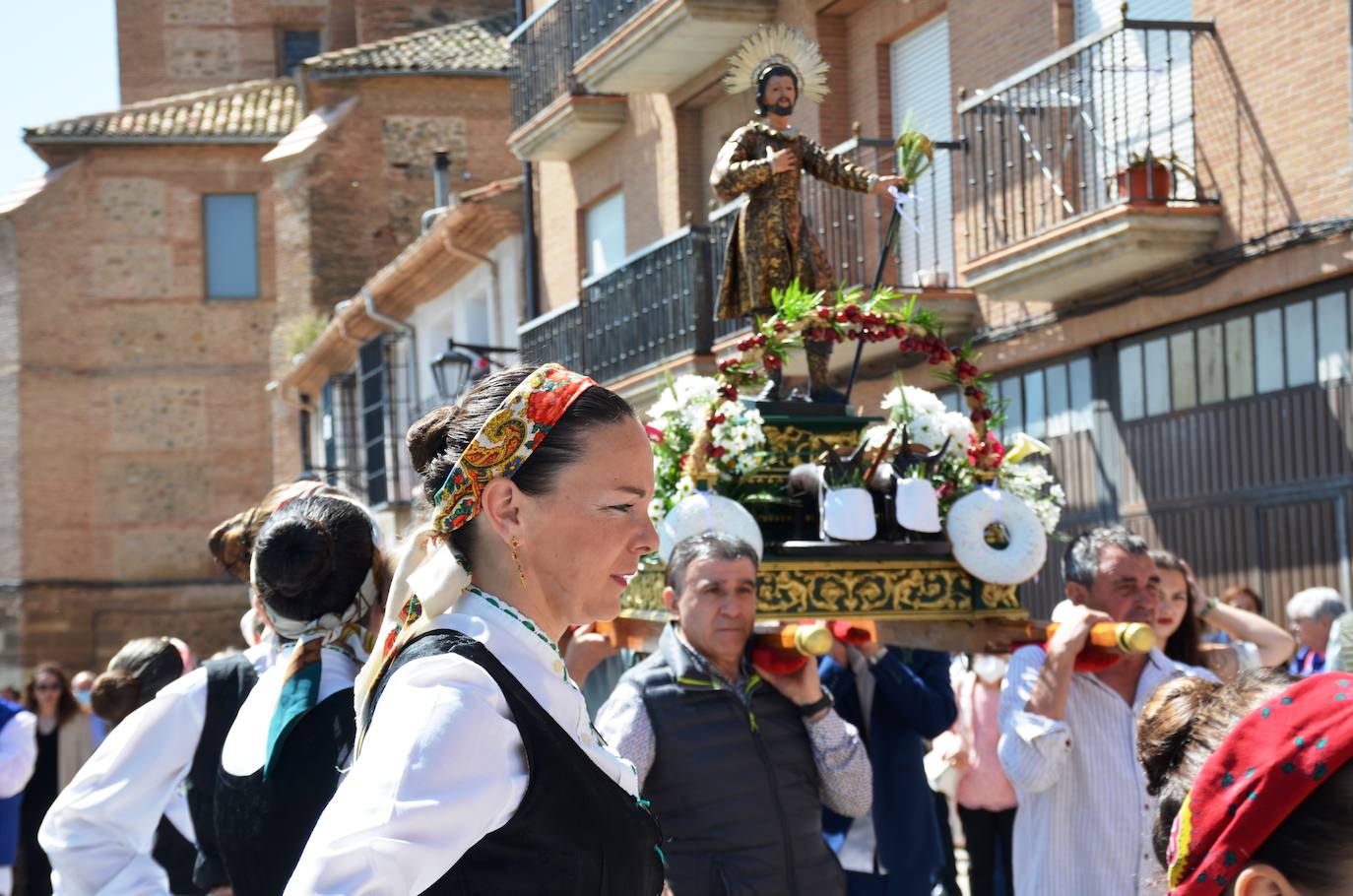 Fotos: Procesión de San Isidro en Calahorra