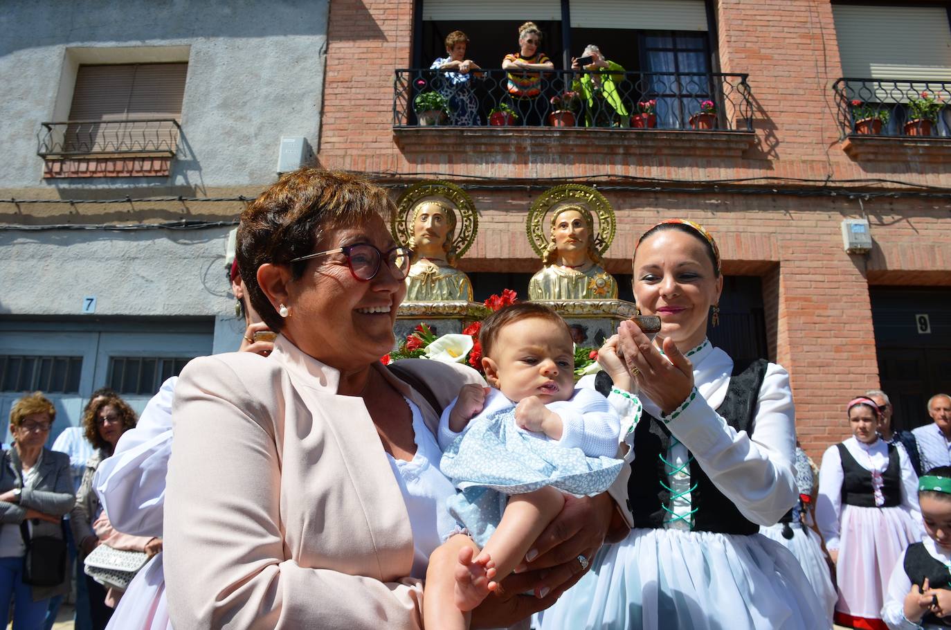 Fotos: Procesión de San Isidro en Calahorra