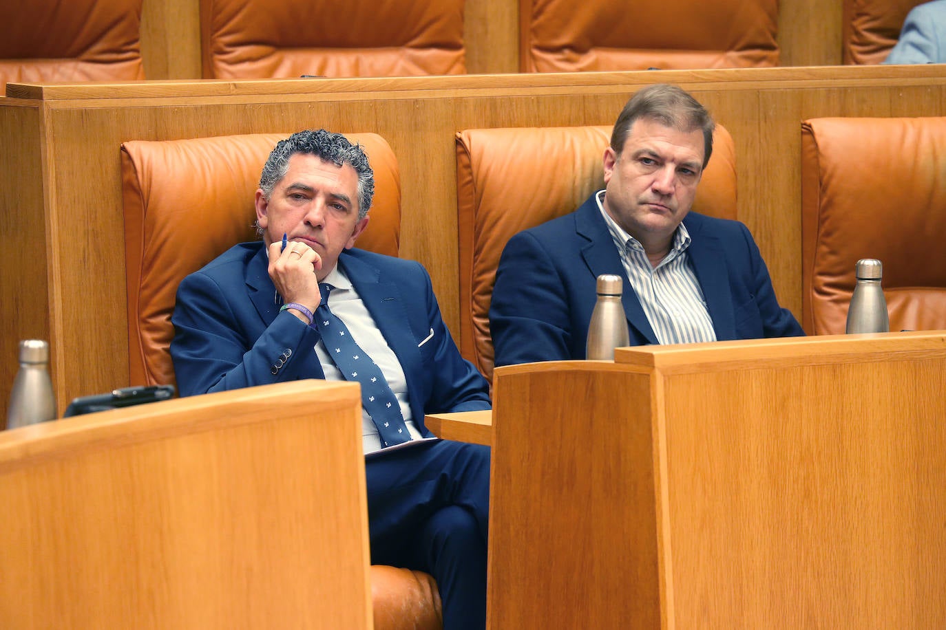 Fotos: Pleno del Parlamento de La Rioja