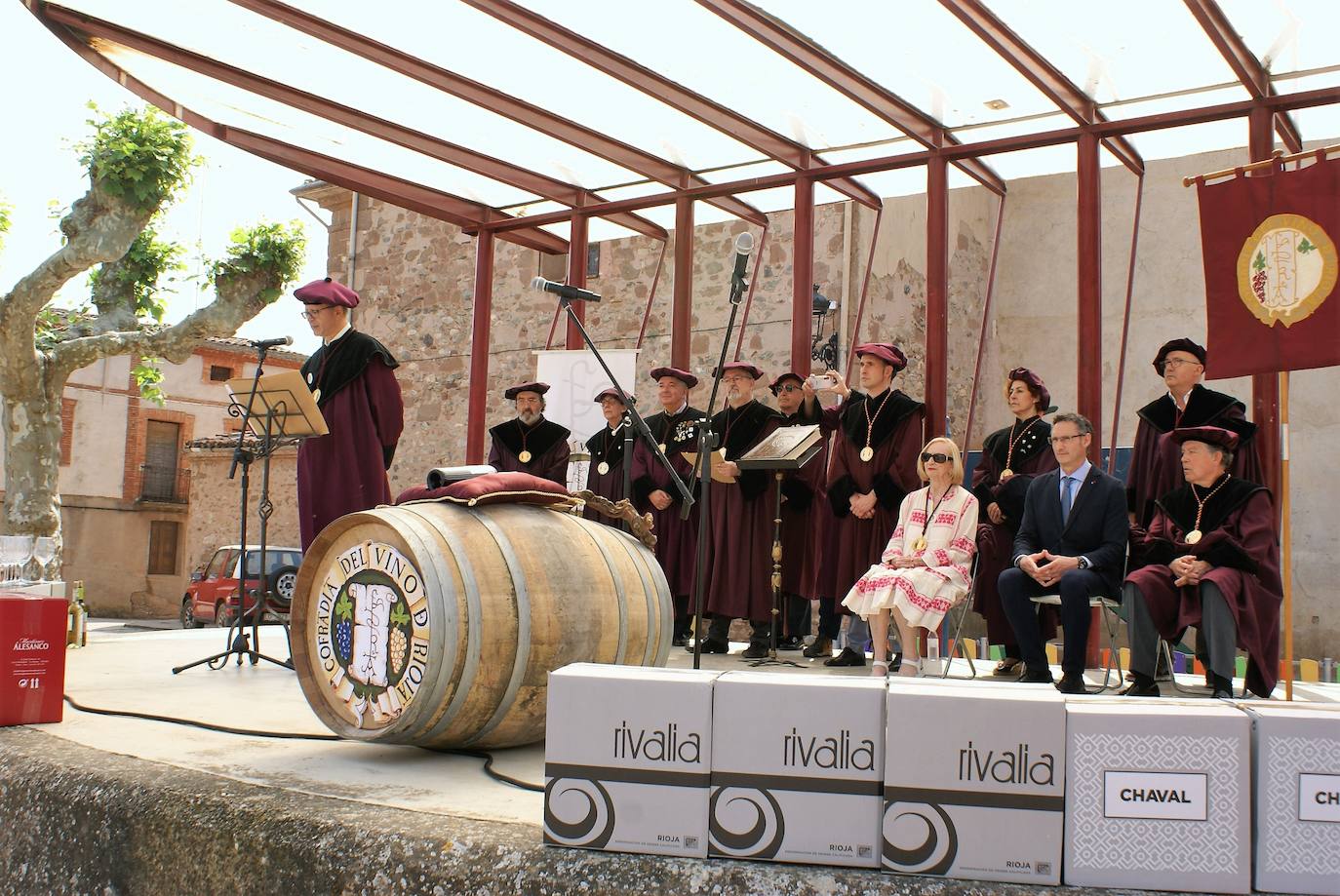 Fotos: La Cofradía del Vino nombró cofrade de mérito a todo el pueblo de Badarán