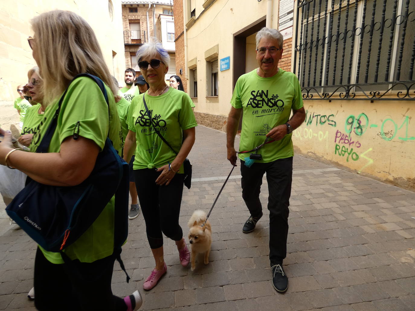 Fotos: San Asensio se tiñe de verde contra el COVID Persistente