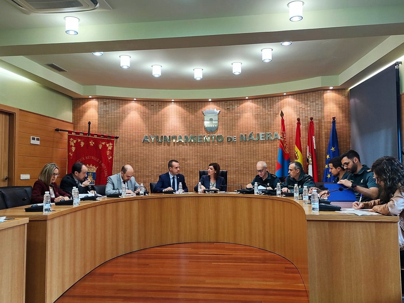 Imagen de la reunión de ayer de la Junta de Seguridad Local de Nájera, en el salón de plenos. 