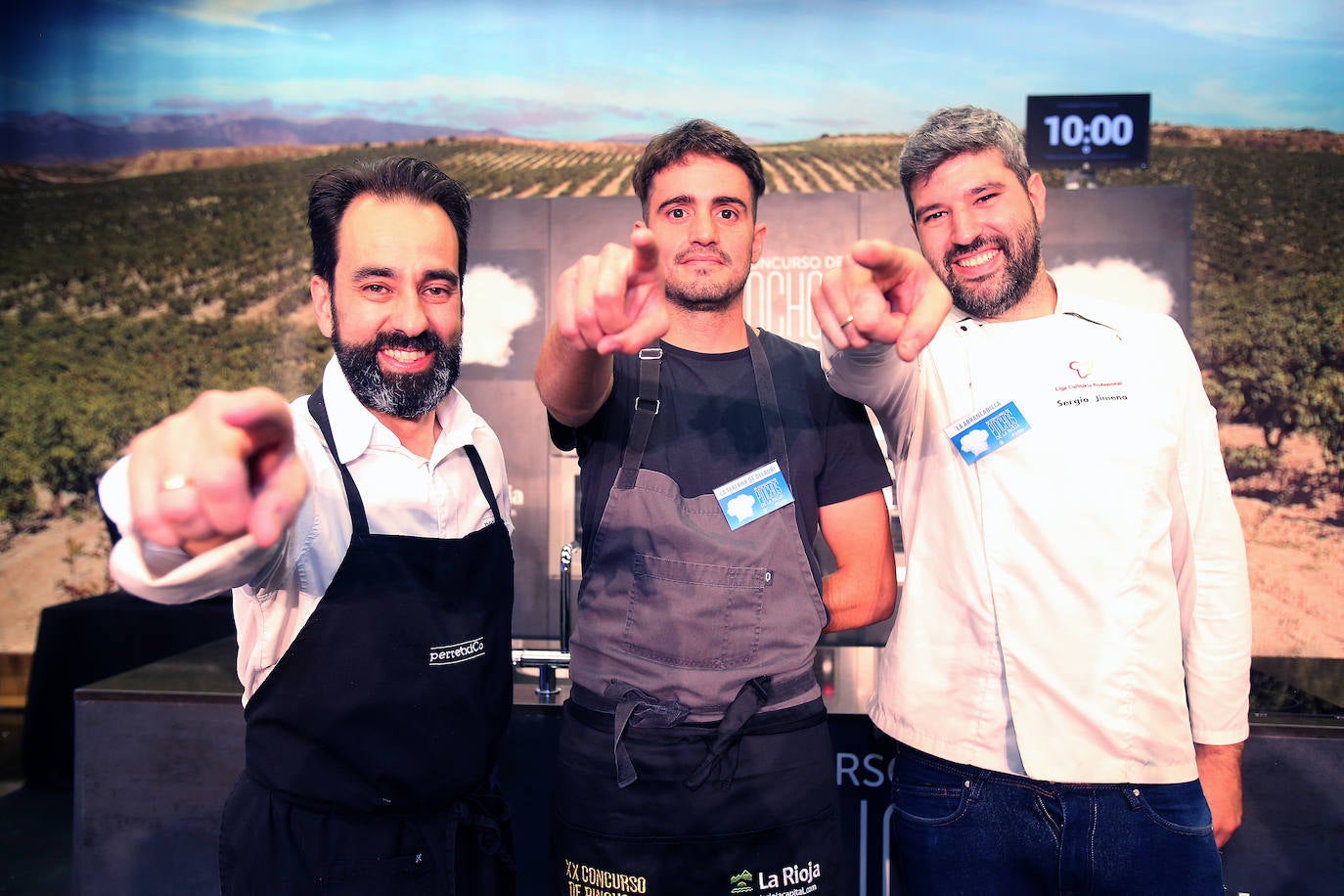 La Taberna de Ollauri obtiene el 'Delantal de Oro' del XX Concurso de Pinchos de La Rioja con el pincho 'Buñuelo de Queso Camerano y cuello de cordero'