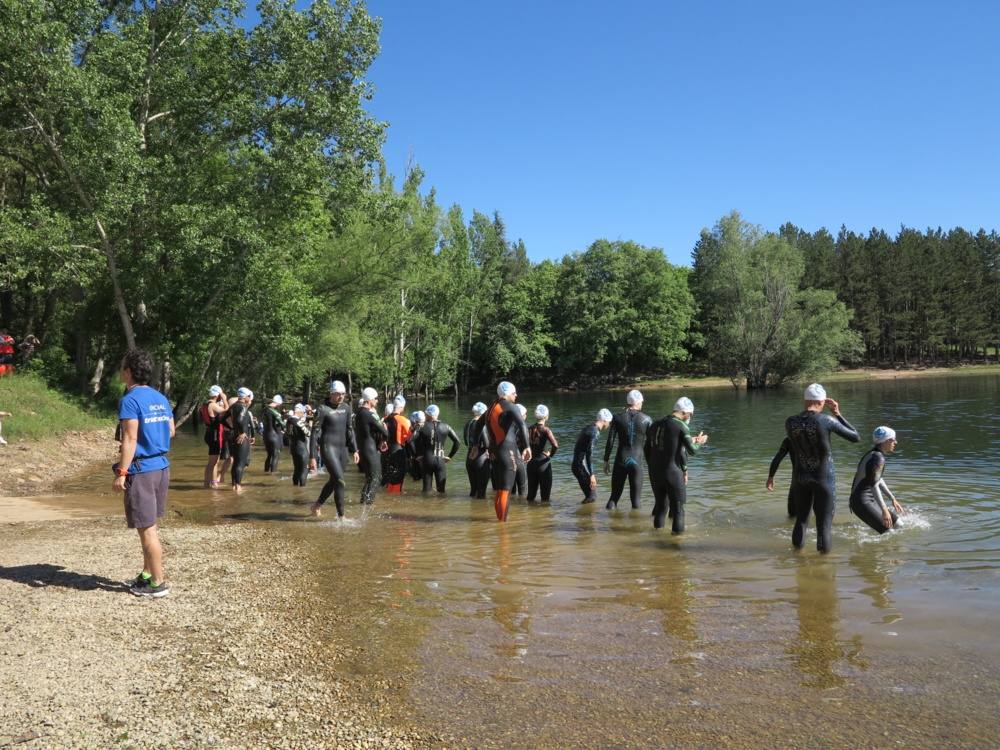 Fotos: Darío Pérez gana el triatlón Desafío El Rasillo