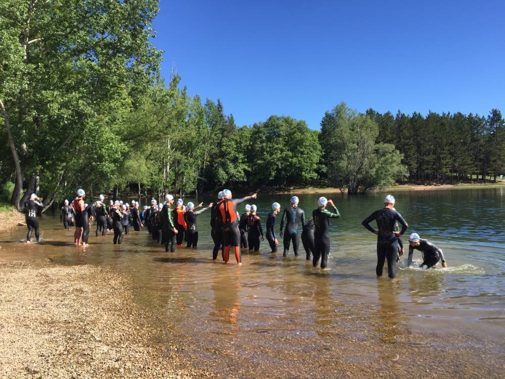 Fotos: Darío Pérez gana el triatlón Desafío El Rasillo