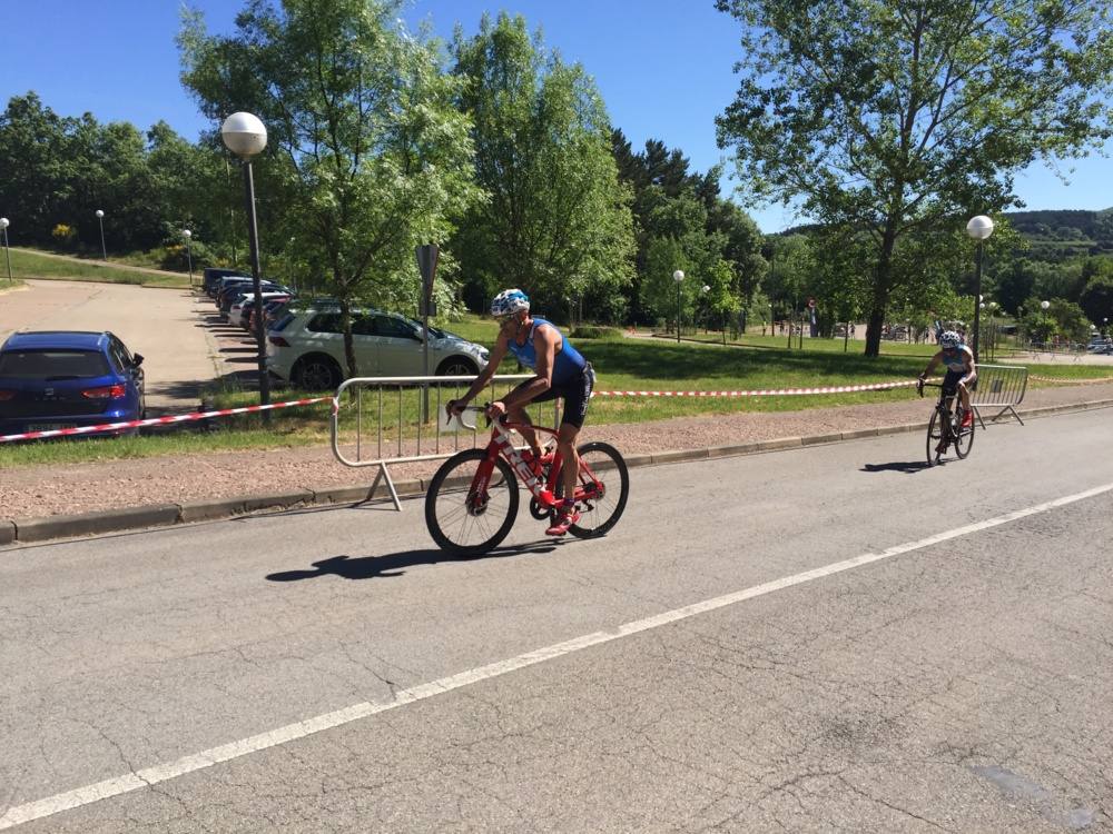 Fotos: Darío Pérez gana el triatlón Desafío El Rasillo