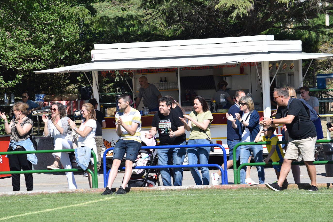 Ambiente de fútbol en La Isla