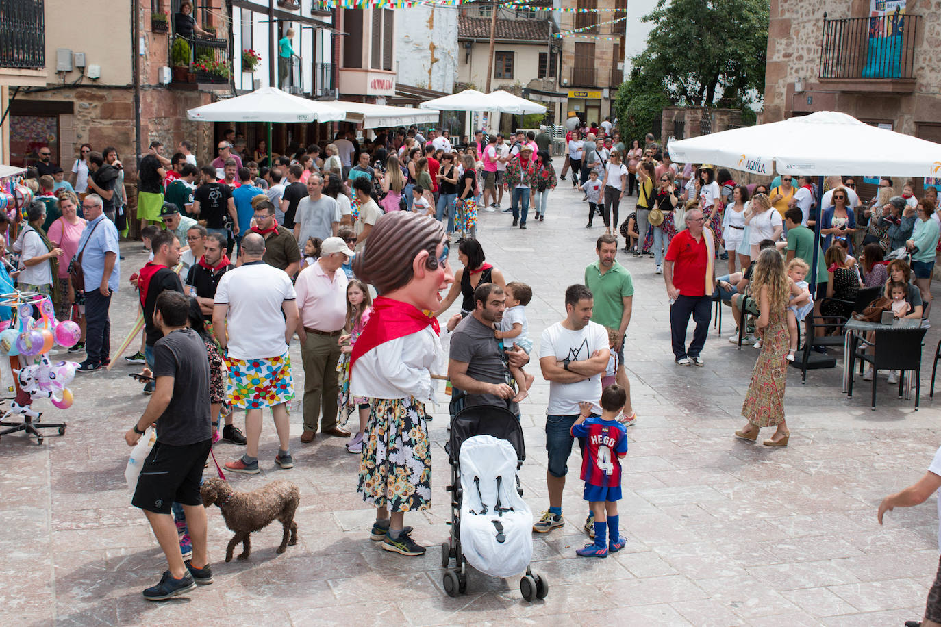 Fotos: Comienzan las fiestas de Santa Bárbara en Ezcaray