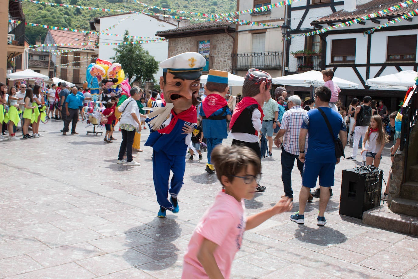 Fotos: Comienzan las fiestas de Santa Bárbara en Ezcaray