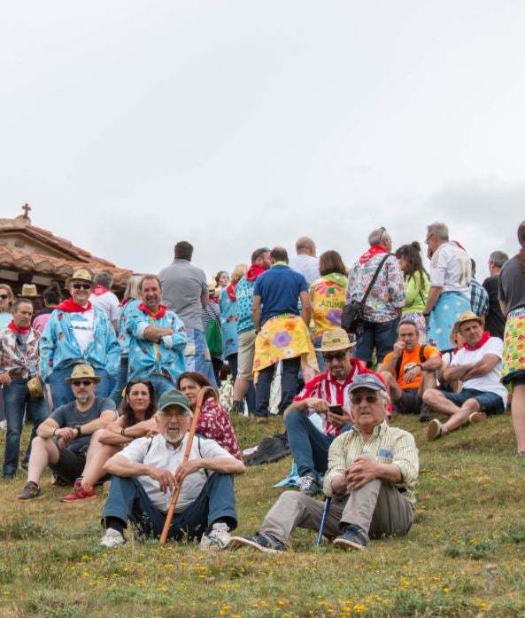 Fotos: Ezcaray celebra la romería a la ermita de Santa Bárbara