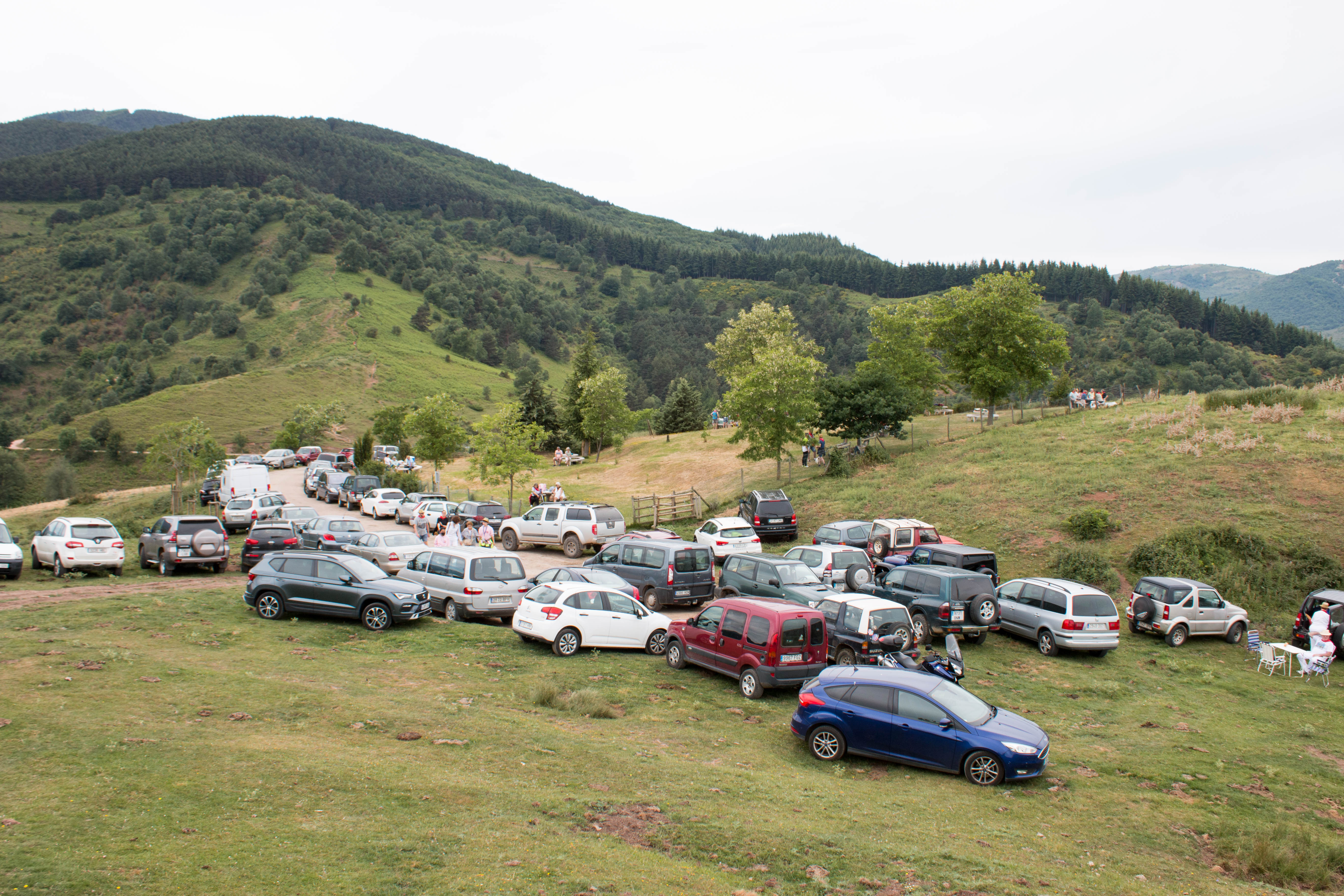 Fotos: Ezcaray celebra la romería a la ermita de Santa Bárbara