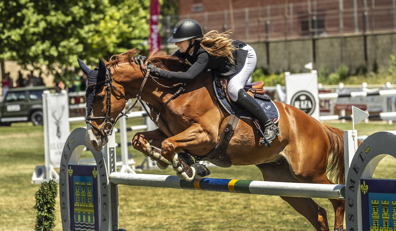 Fotos: González de Zárate vence en el Concurso de Saltos de Logroño