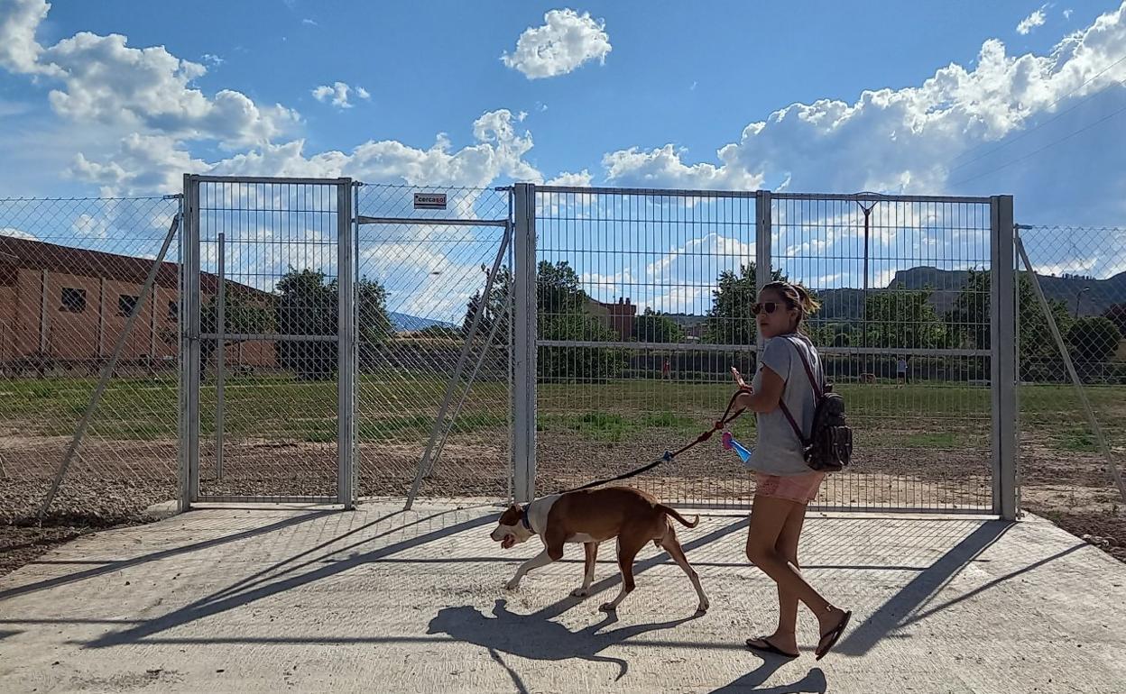 Lardero: Nueva zona para perros en Lardero