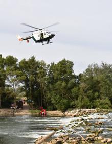 Imagen secundaria 2 - Búsqueda del niño en las aguas del Ebro. 