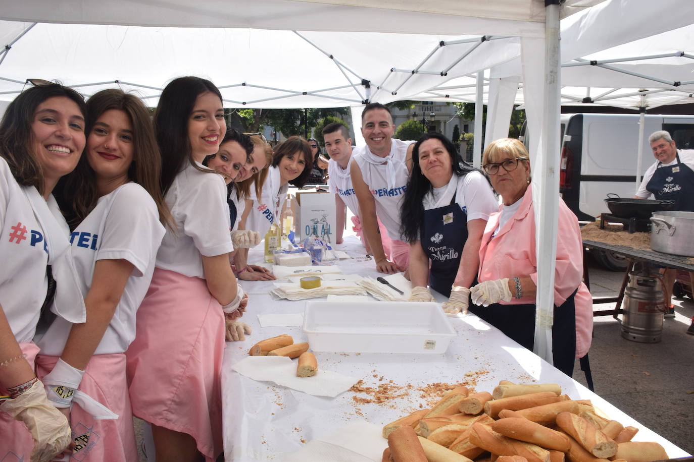 Fotos: Jueves de degustaciones de San Bernabé