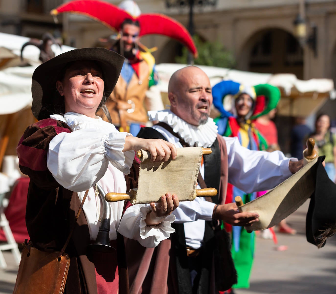 Fotos: Inauguración del campamento francés y del mercado renacentista de San Bernabé