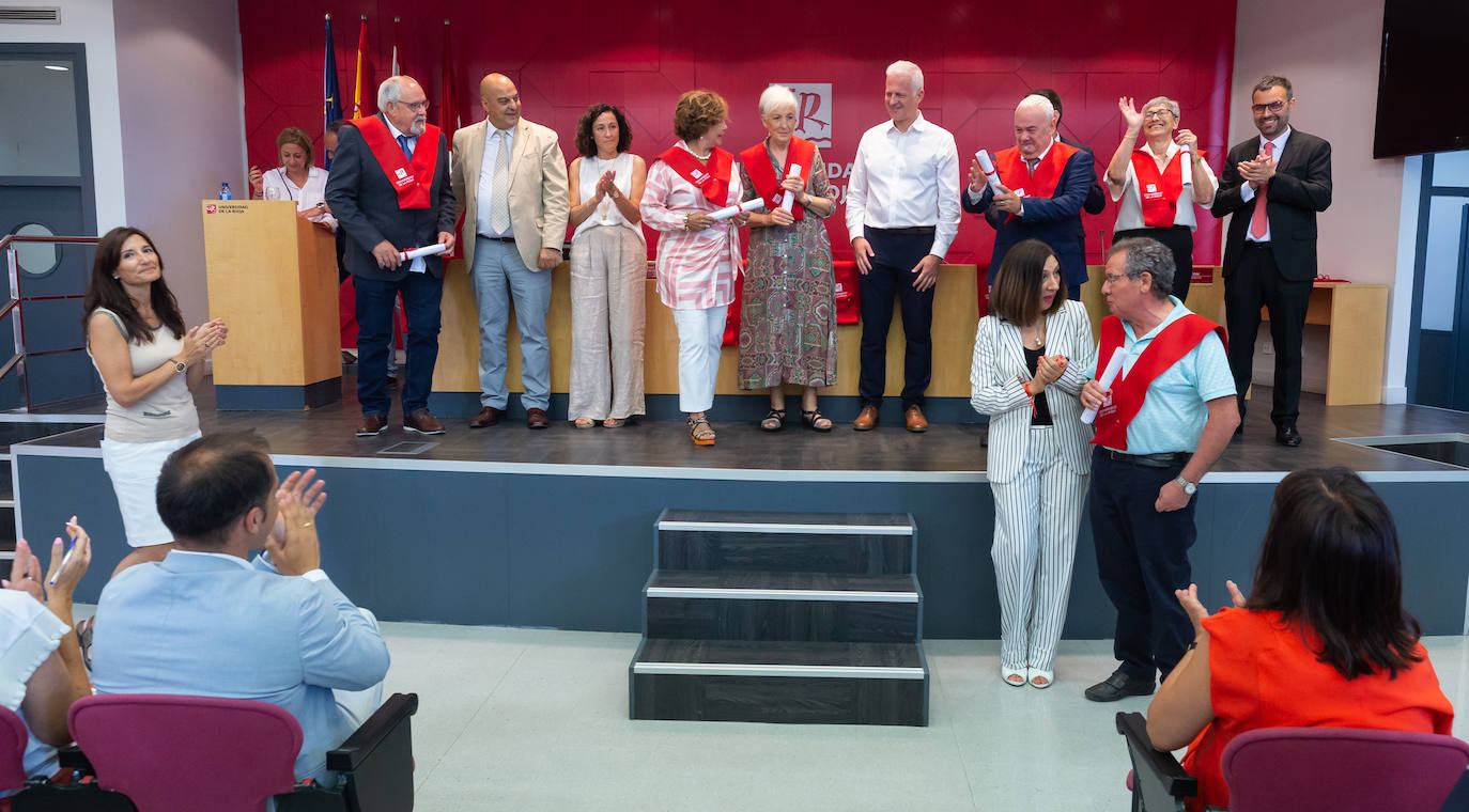 Fotos: Graduación de los alumnos de la promoción 2018-2022 de la Universidad de la Experiencia de la UR