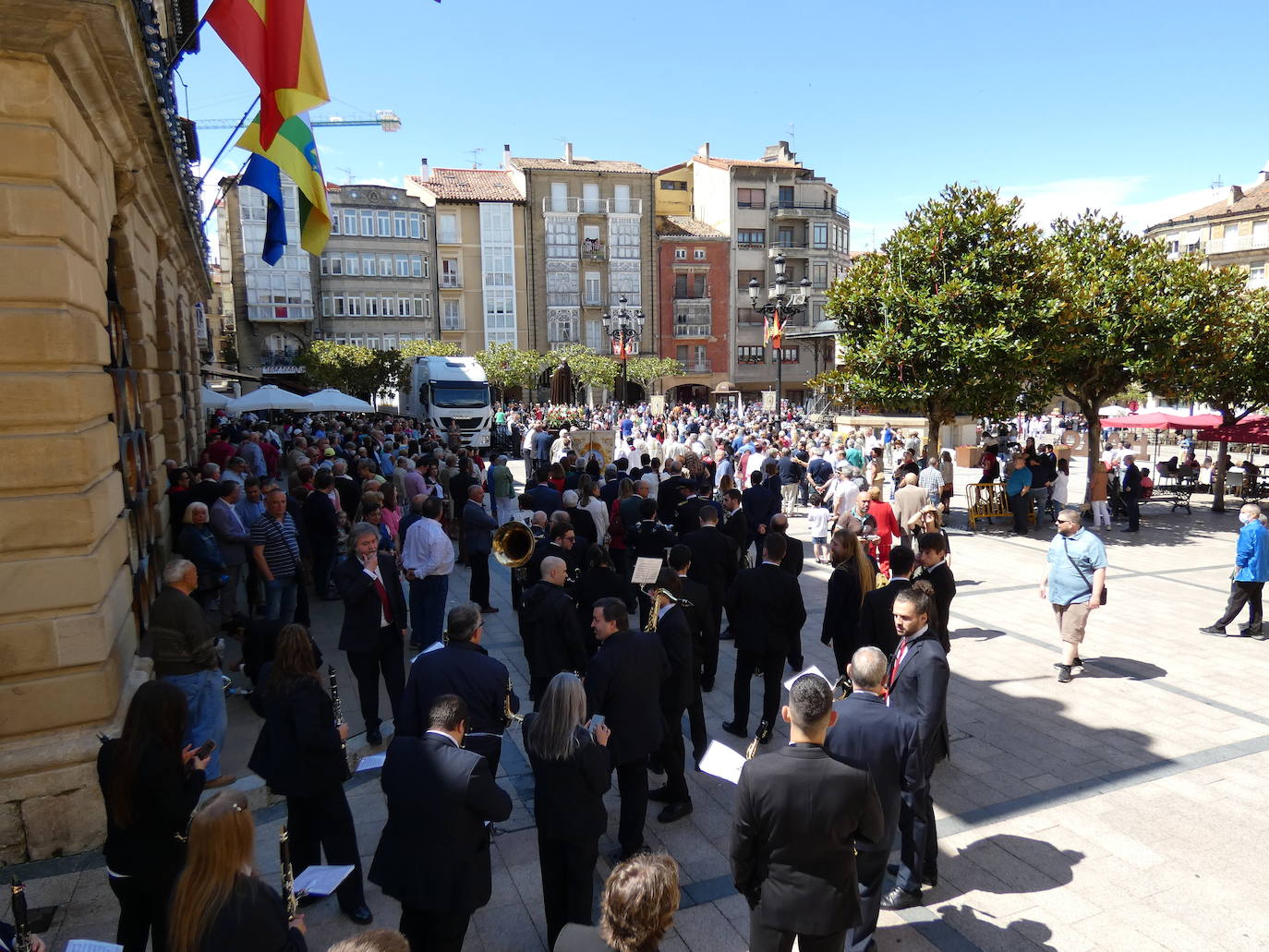 Fotos: San Felices vuelve a procesionar en Haro