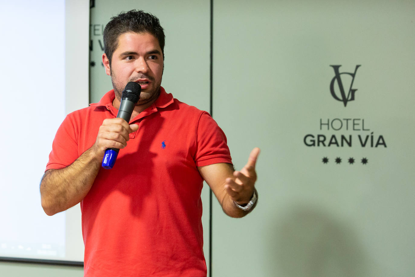 Fotos: Ruiz Monge, protagonista del club de catas