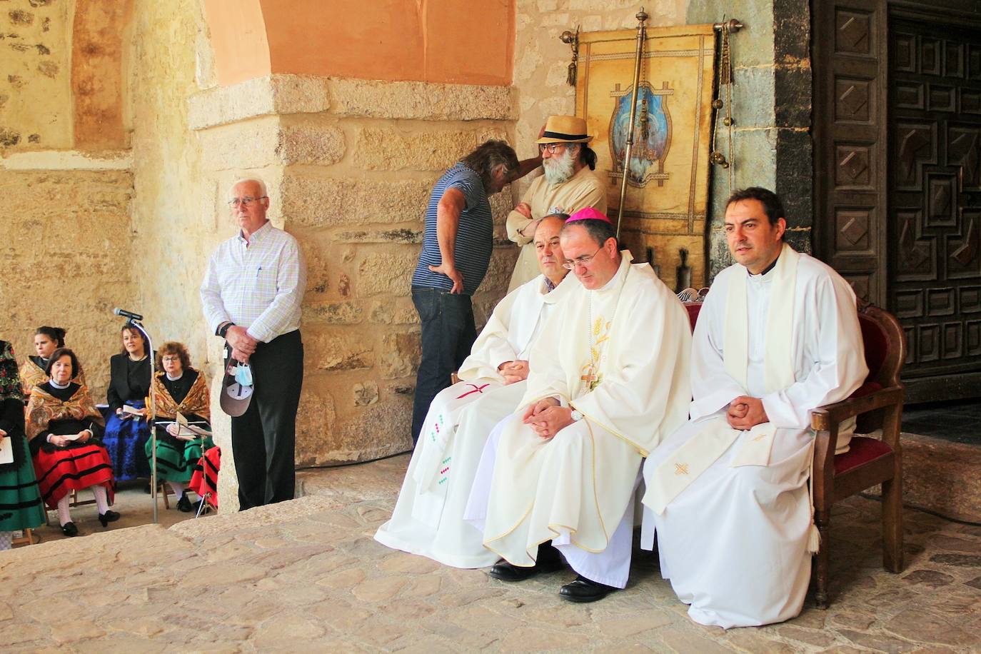 Fotos: Caridad Grande en la ermita de Lomos