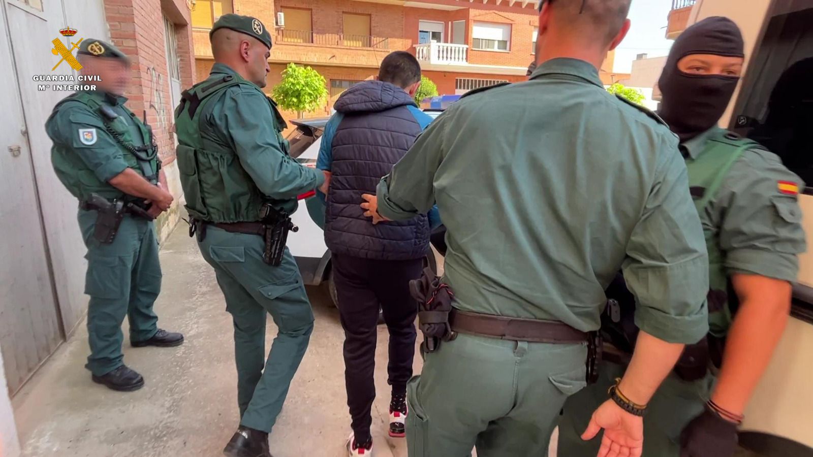 Fotos: Detenido en Rincón de Soto un hombre «peligroso y proclive a la huida»