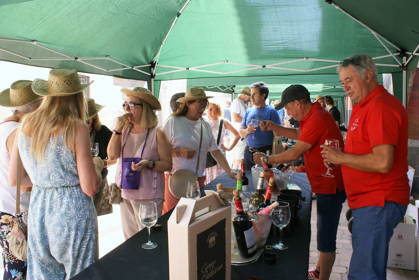 Fotos: Feria de vino y comida de Huércanos