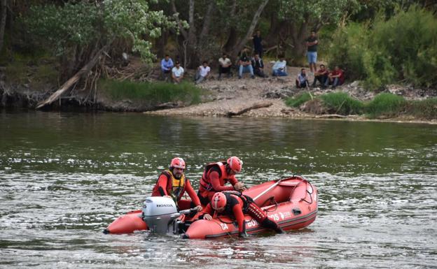 Búsqueda en el Ebro del niño fallecido en junio en Rincón de Soto.