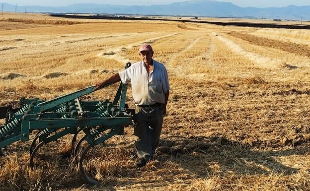 José Mari Melchor, agricultor de Ciriñuela. 