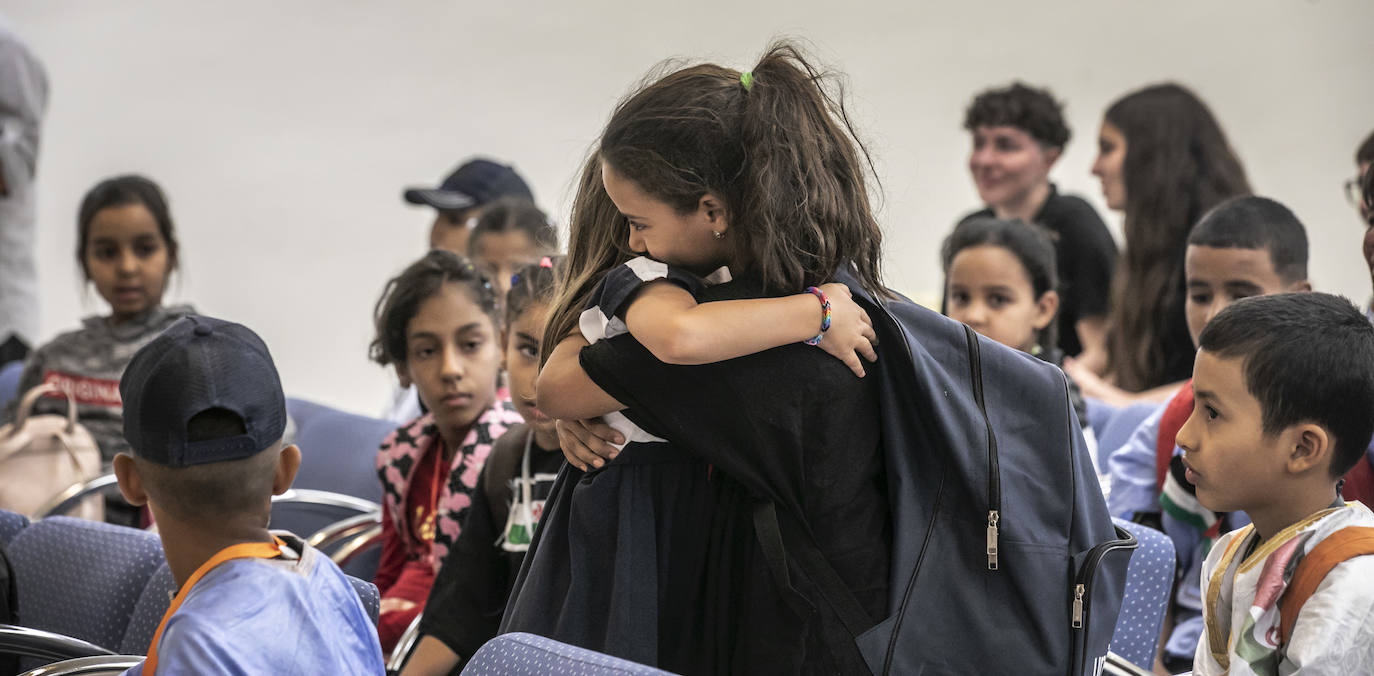 Fotos: Las familias riojanas se encuentran con los niños saharauis de &#039;Vacaciones en paz&#039;