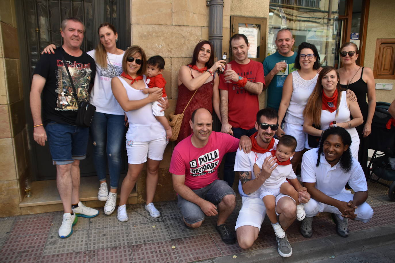 Fotos: Primer día de fiestas en Cervera