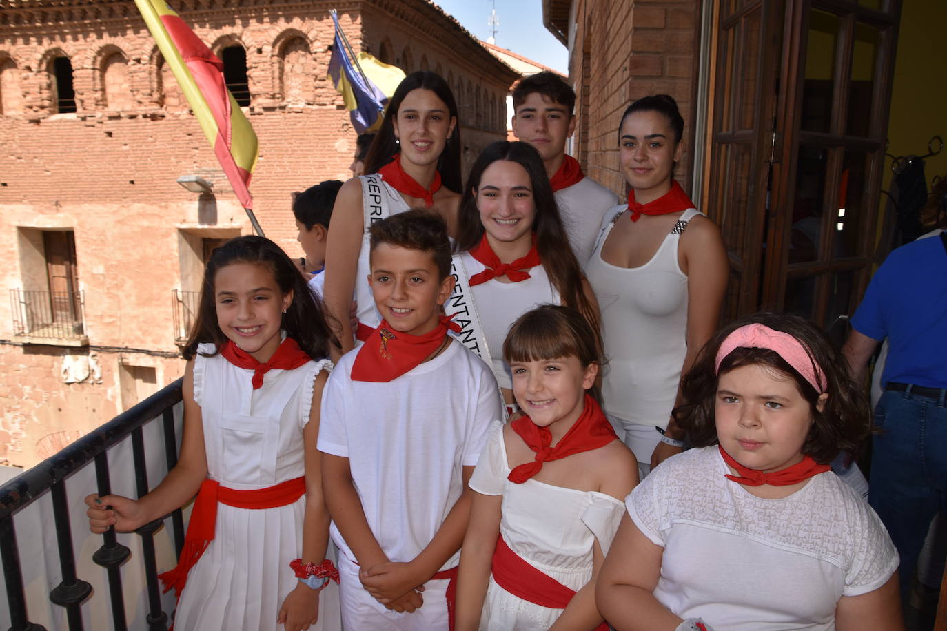 Fotos: Quel inicia las fiestas con el cohete y pañuelos para niños y mayores